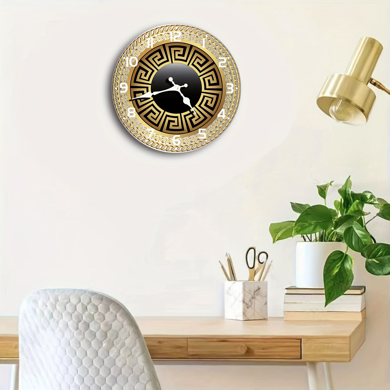 1pc, Elegant Round Wooden Wall Clock,