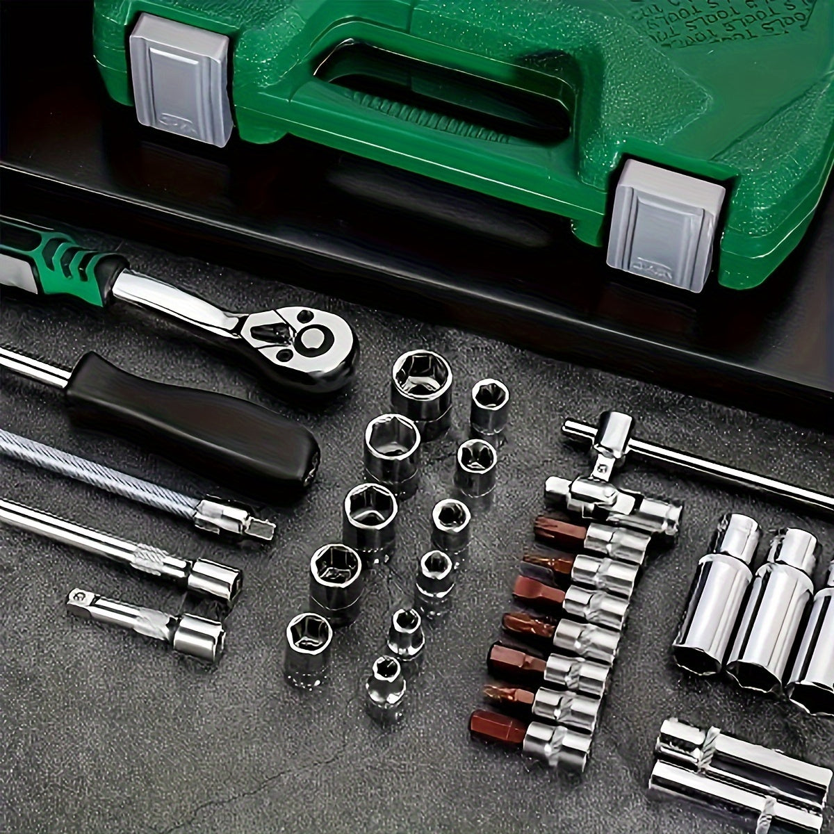 53pcs Multifunctional Auto Repair Tool Set - , With Storage Box, Including Ratchet Wrench, Screwdriver, Socket,